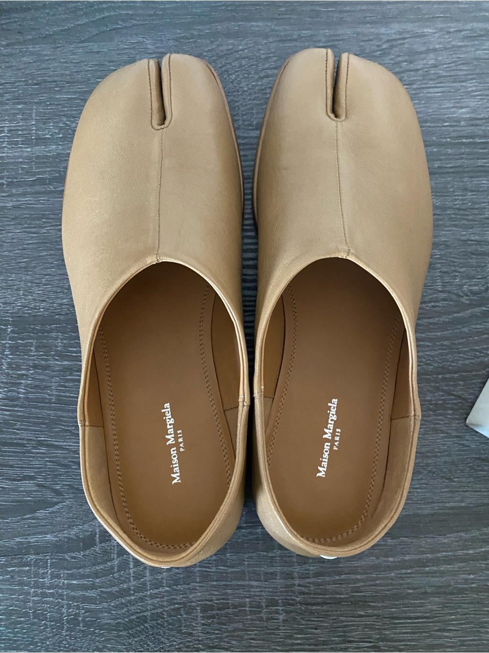 Maison Martin Margiela Men's Tabi Slip-On Loafers in Camel - Picture 6 of 6